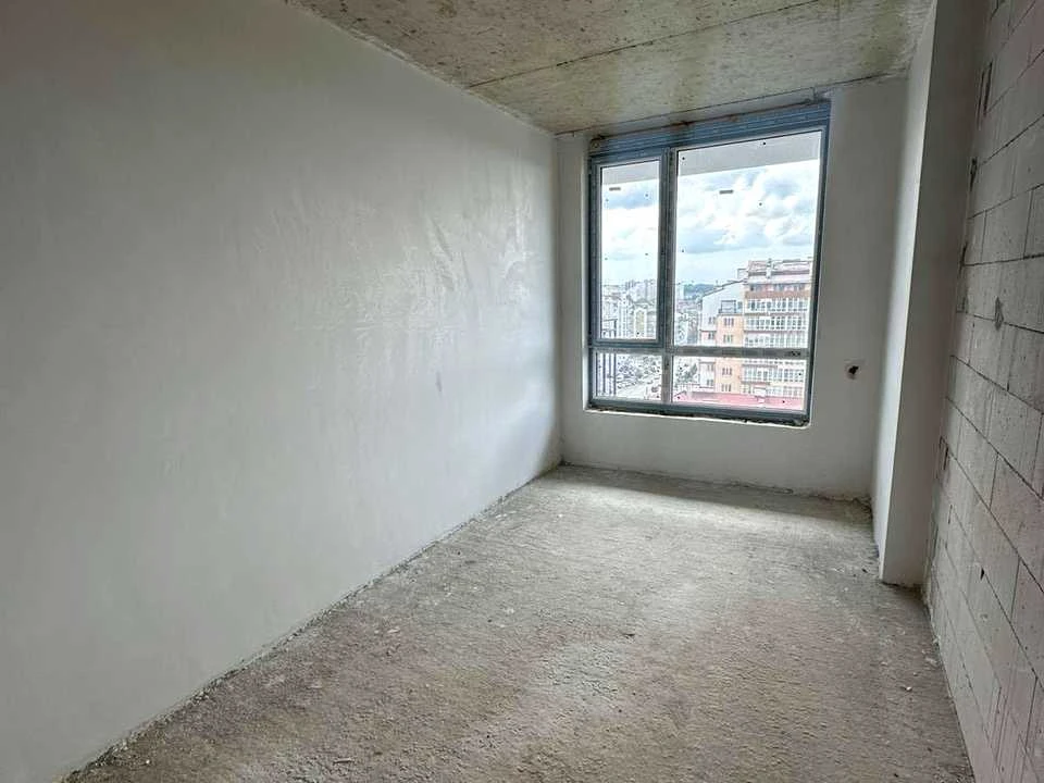 Apartment. Ivano-Frankivsk, South Boulevard