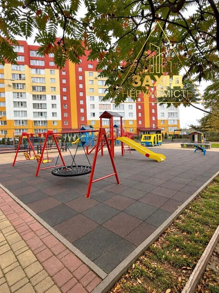One-bedroom apartment in the "Triumph" residential complex near the "Port City" shopping center
