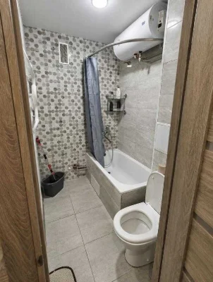 Apartment for sale: 2-room apartment renovated in the area of KhTZ.