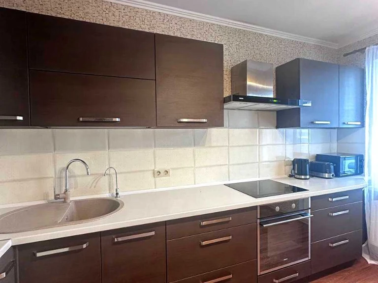 Apartment. Sofiya Rusoho Street, Kyiv