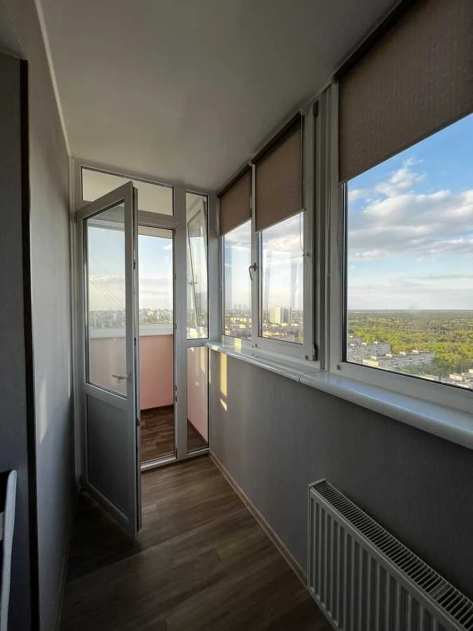Продам однокімнатну квартиру (62 м²) у Києві, Дніпровський р
