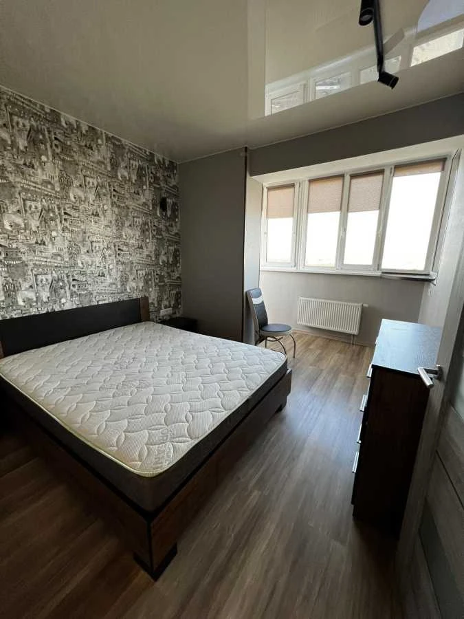 Продам однокімнатну квартиру (62 м²) у Києві, Дніпровський р