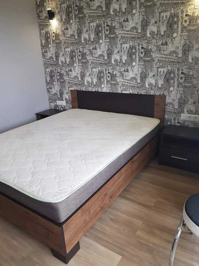 Продам однокімнатну квартиру (62 м²) у Києві, Дніпровський р