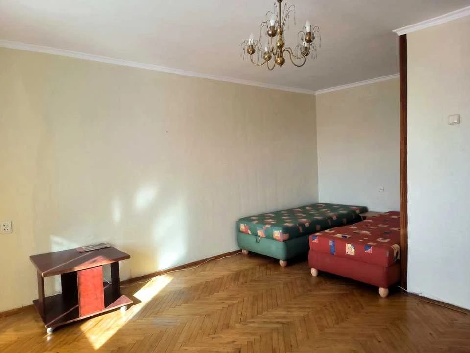 Квартира. Київ, Татарська вулиця.