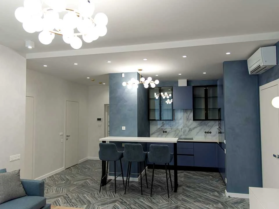Квартира. Киев, Саперное Поле ул.