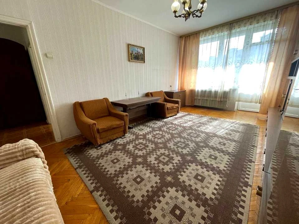 Квартира. Киев, бульвар Леси Украинки.