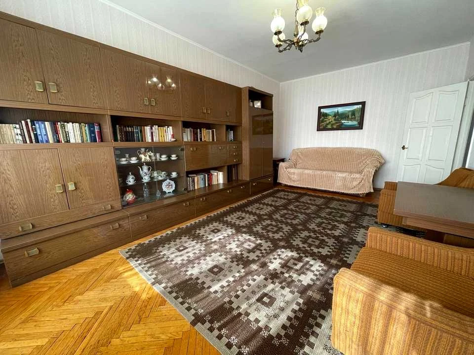 Квартира. Киев, бульвар Леси Украинки.