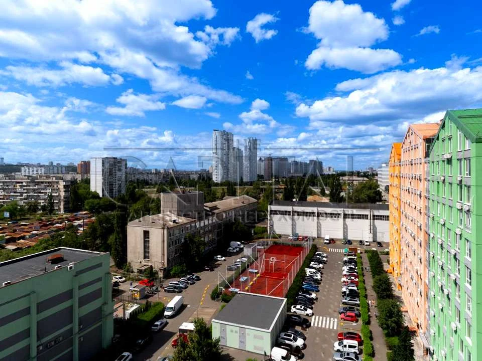 Apartment. Sobornosti Avenue, Kyiv
