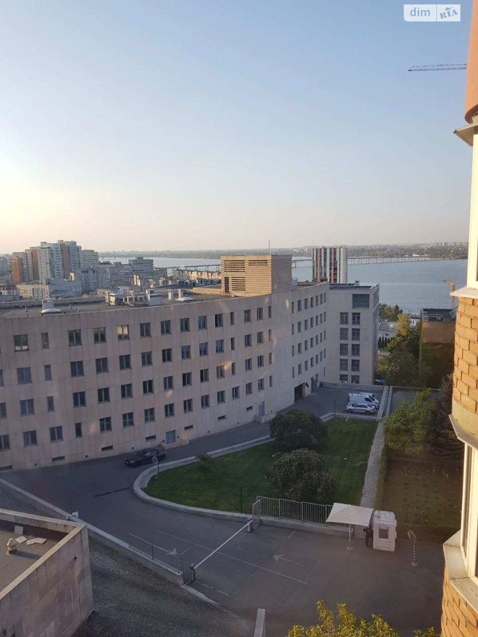 Довгострокова Оренда Квартири в Парку Шевченка