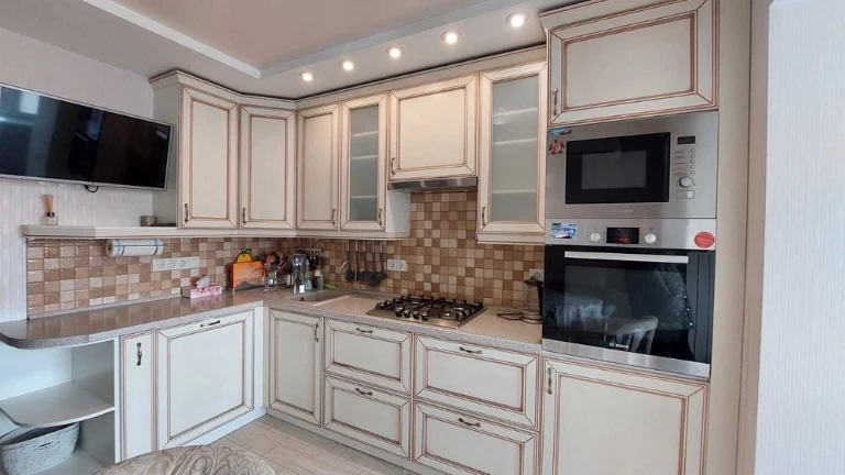 *ПРОДАЖА, 3х комнатной квартиры Александровский р-н, ул. За