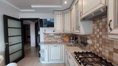 *ПРОДАЖА, 3х комнатной квартиры Александровский р-н, ул. За