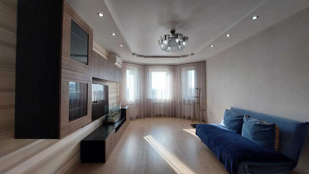 *ПРОДАЖА, 3х комнатной квартиры Александровский р-н, ул. За