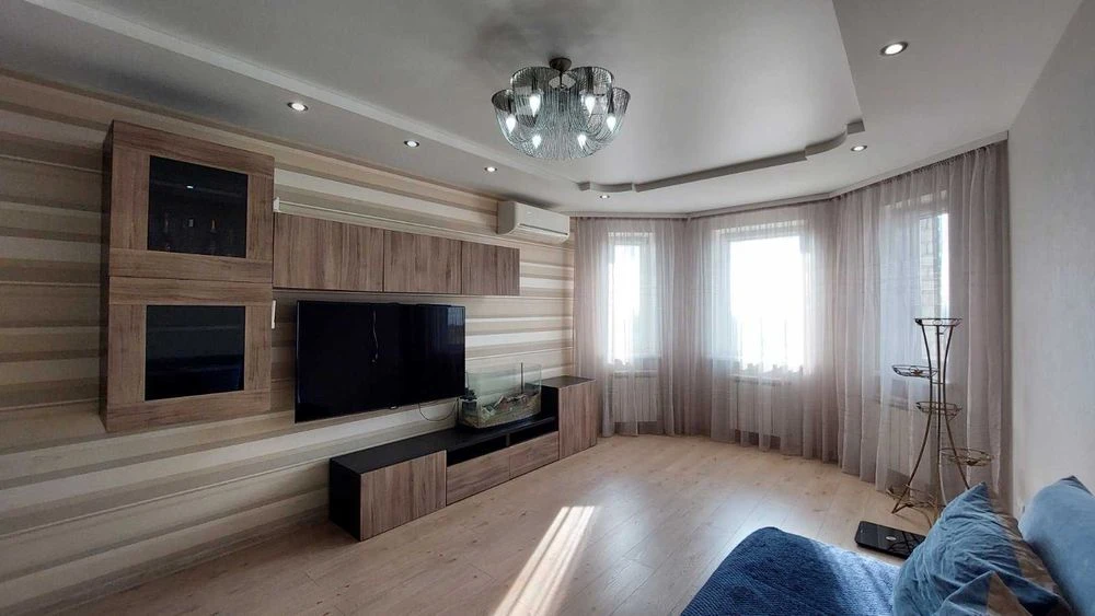 *ПРОДАЖА, 3х комнатной квартиры Александровский р-н, ул. За