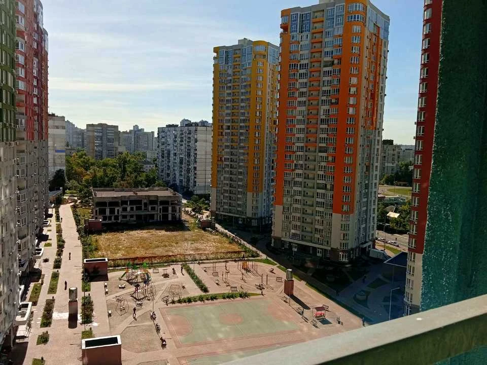 Квартира. Київ, Каховська вул.
