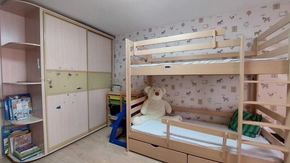 *ПРОДАЖА, 3х комнатной квартиры Александровский р-н, ул. За