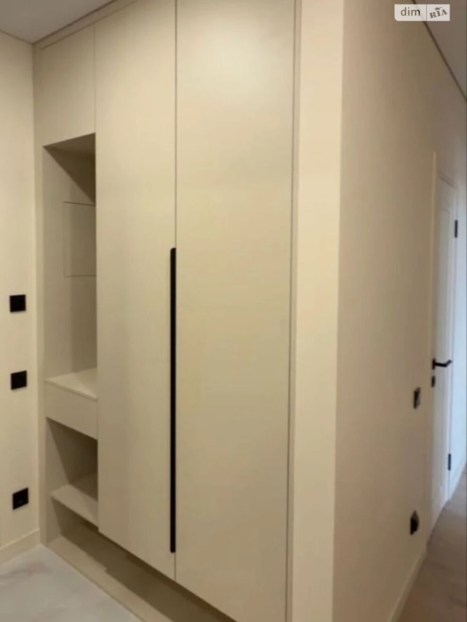 Apartment for Sale – Dniprovsky District