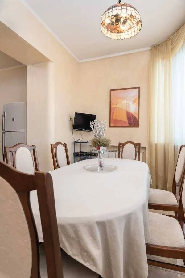 For Sale: 3-bedroom apartment in Kyiv, Obolon, Marshala Tymoshenko Street