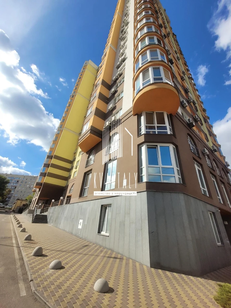 1-room apartment in "Avantgard" residential complex, view