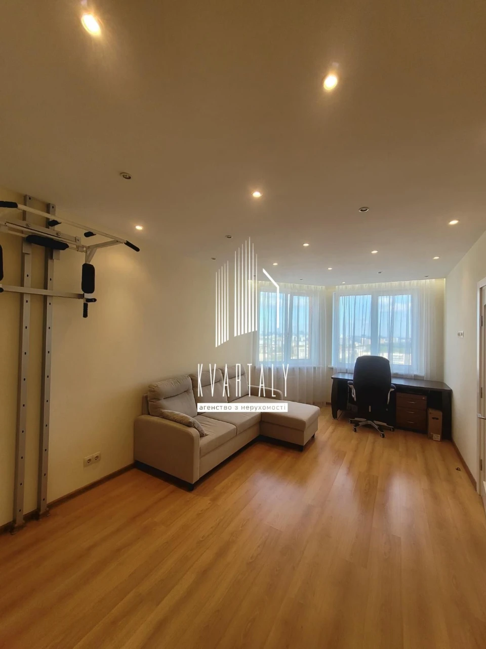 1-room apartment in "Avantgard" residential complex, view