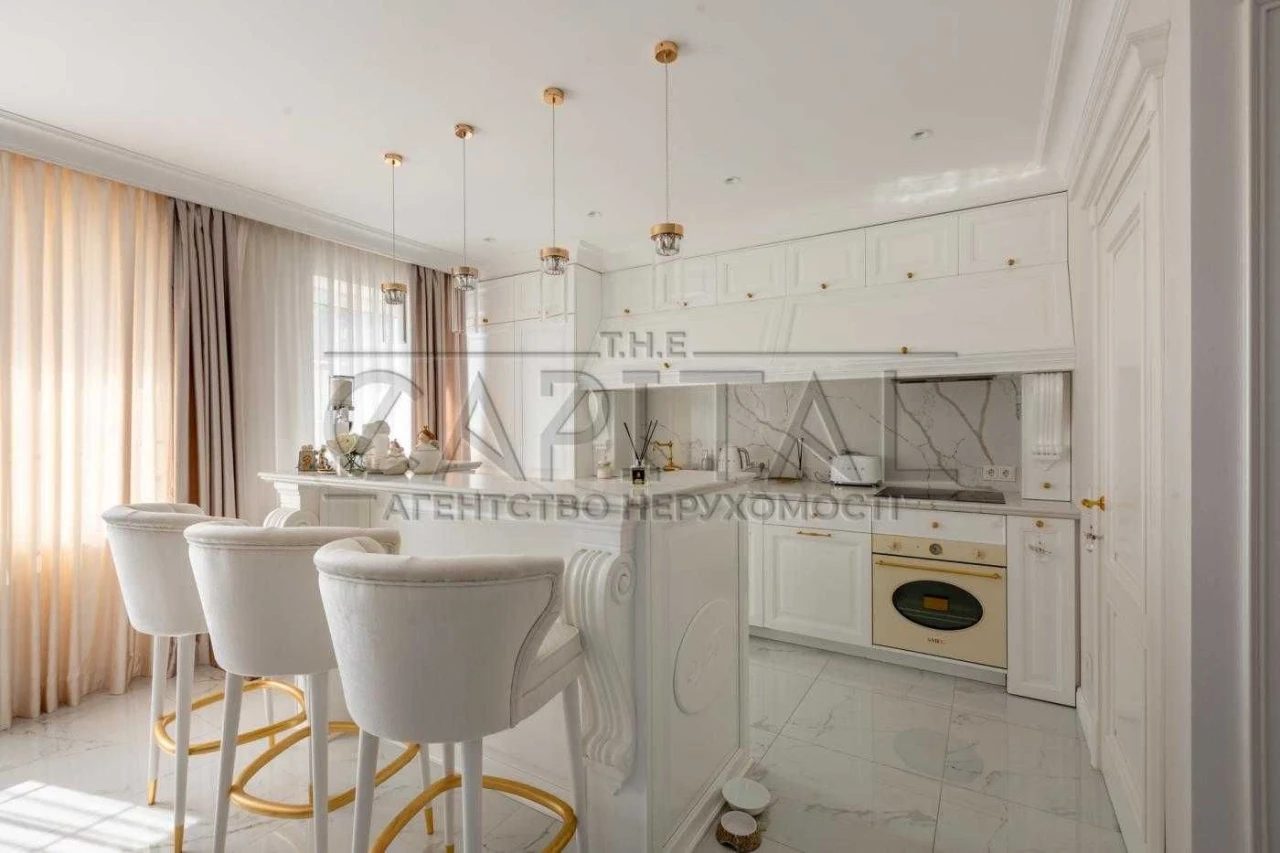 Sale of a premium townhouse | Holosiivsky Provolok, 12