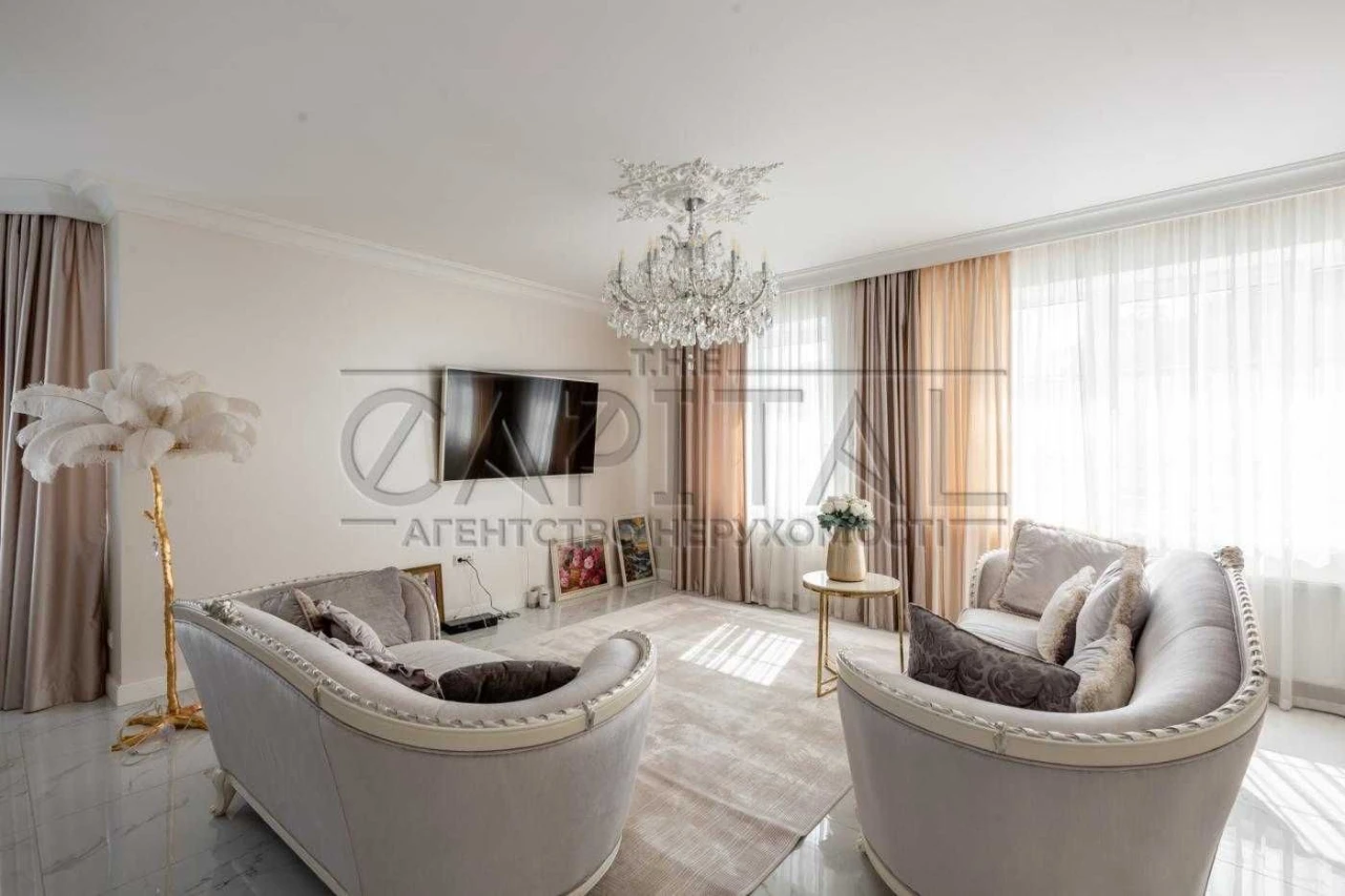 Sale of a premium townhouse | Holosiivsky Provolok, 12
