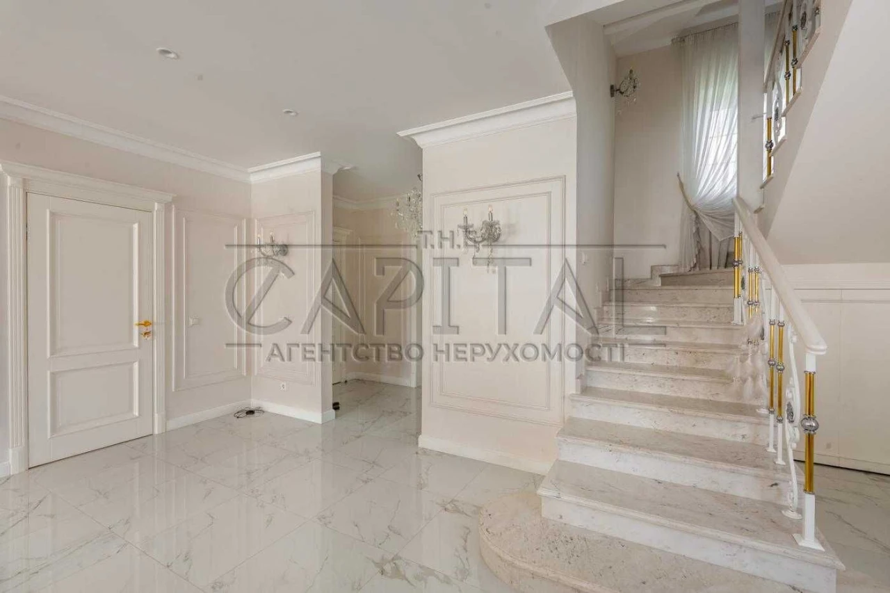 Sale of a premium townhouse | Holosiivsky Provolok, 12