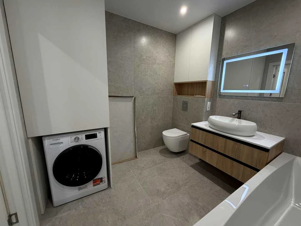 Apartment. Ivano-Frankivsk, Romana Levytskyi Street