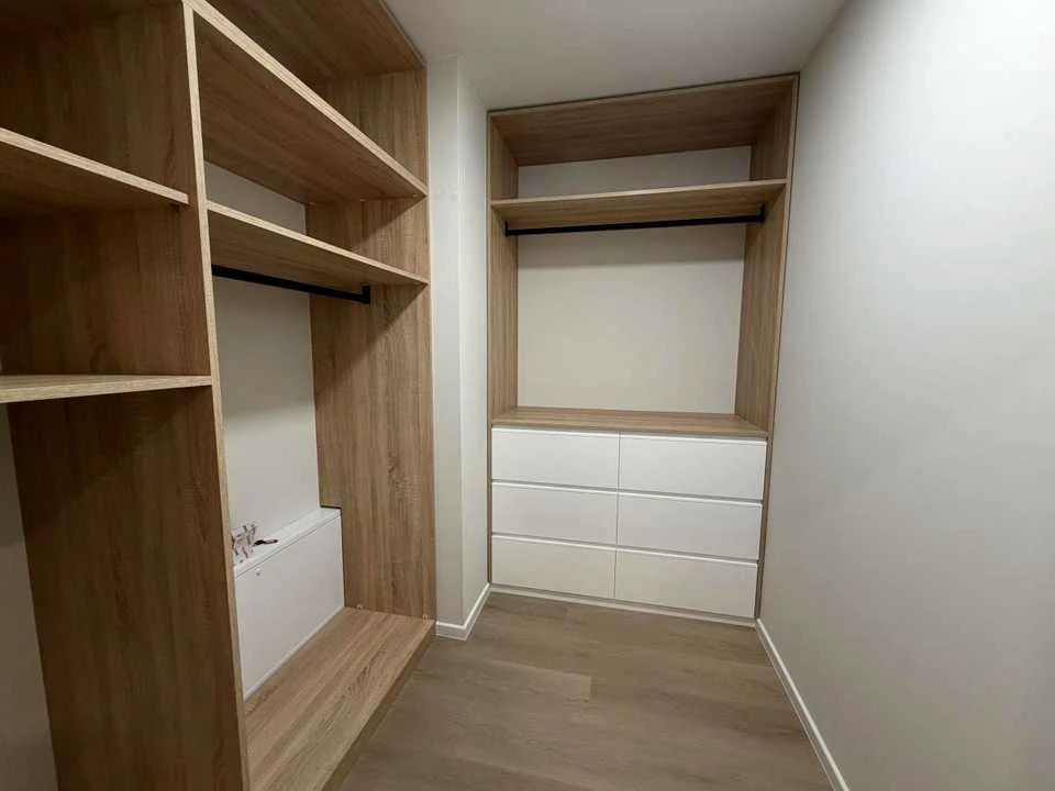 Apartment. Ivano-Frankivsk, Romana Levytskyi Street