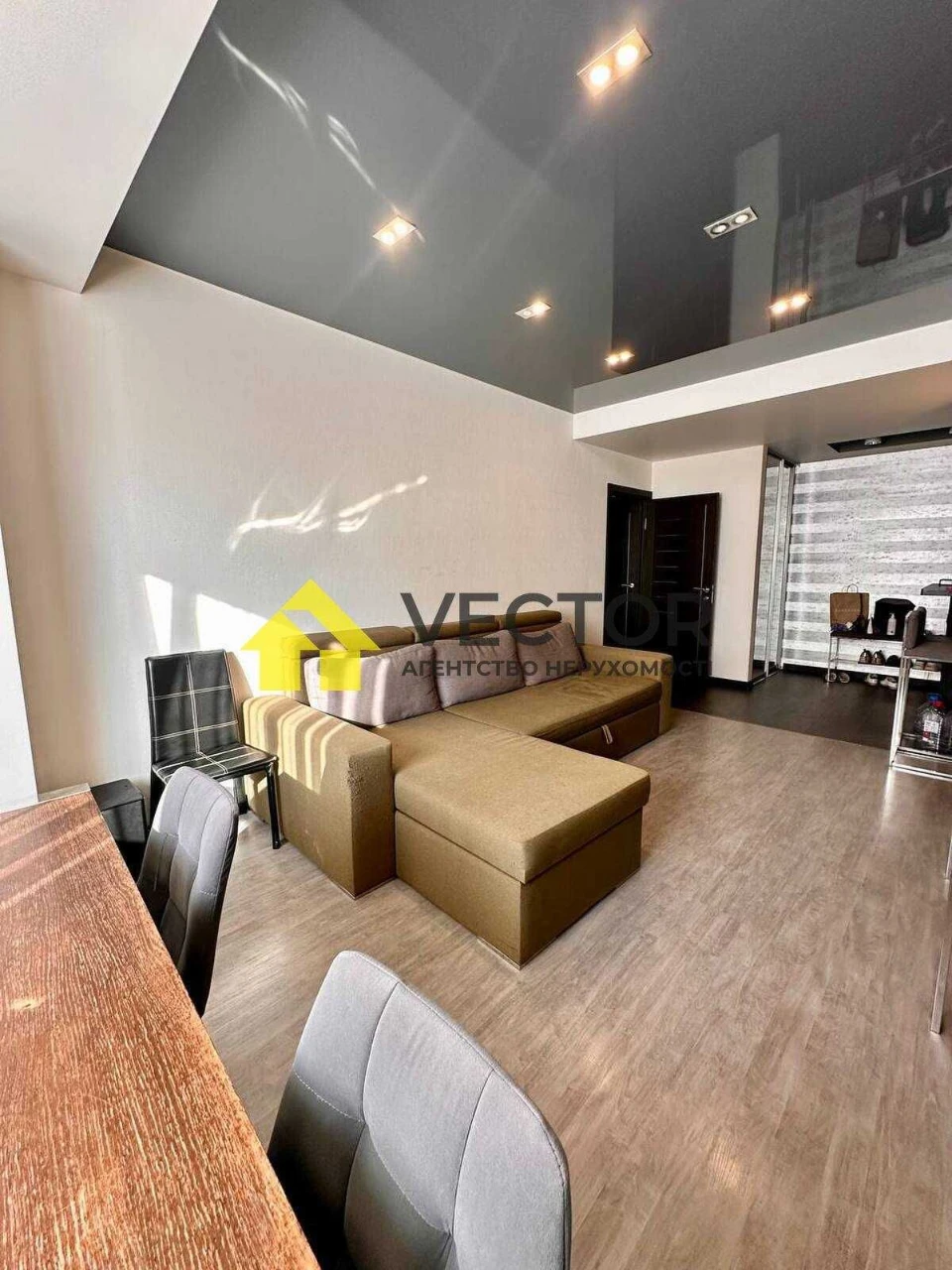 Studio Kitchen + Two Bedrooms, Garden Residential Complex. Furniture+Equipment. NO