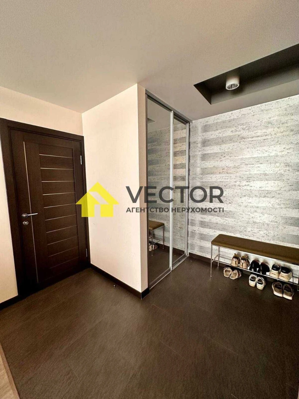 Studio Kitchen + Two Bedrooms, Garden Residential Complex. Furniture+Equipment. NO