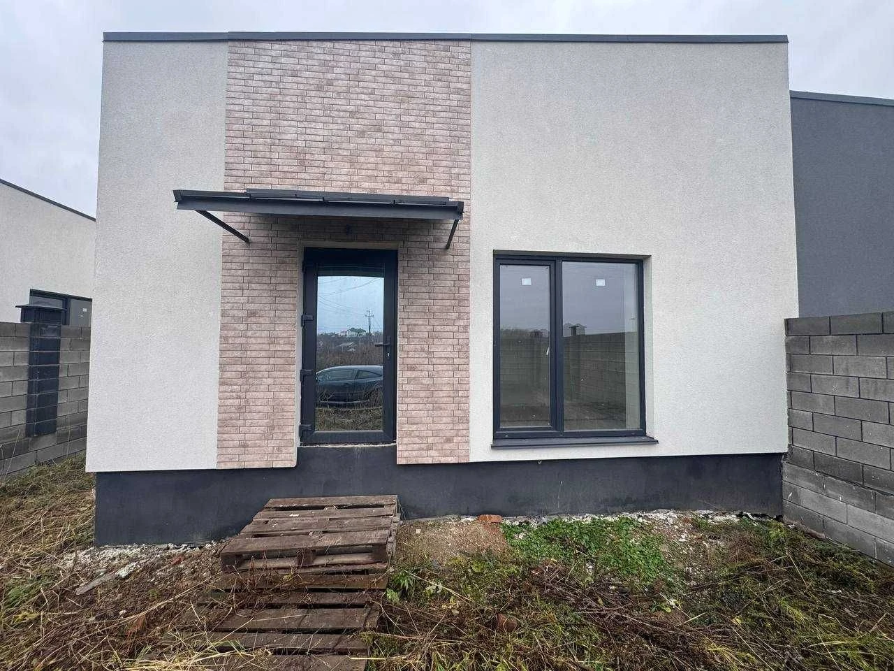 Продам котедж в районі Райського Саду