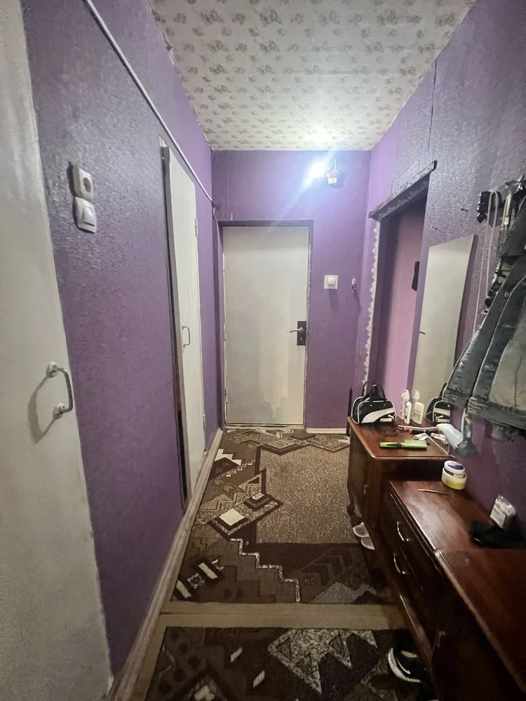 Sale of a 1-room apartment in Masan (Independence Street)
