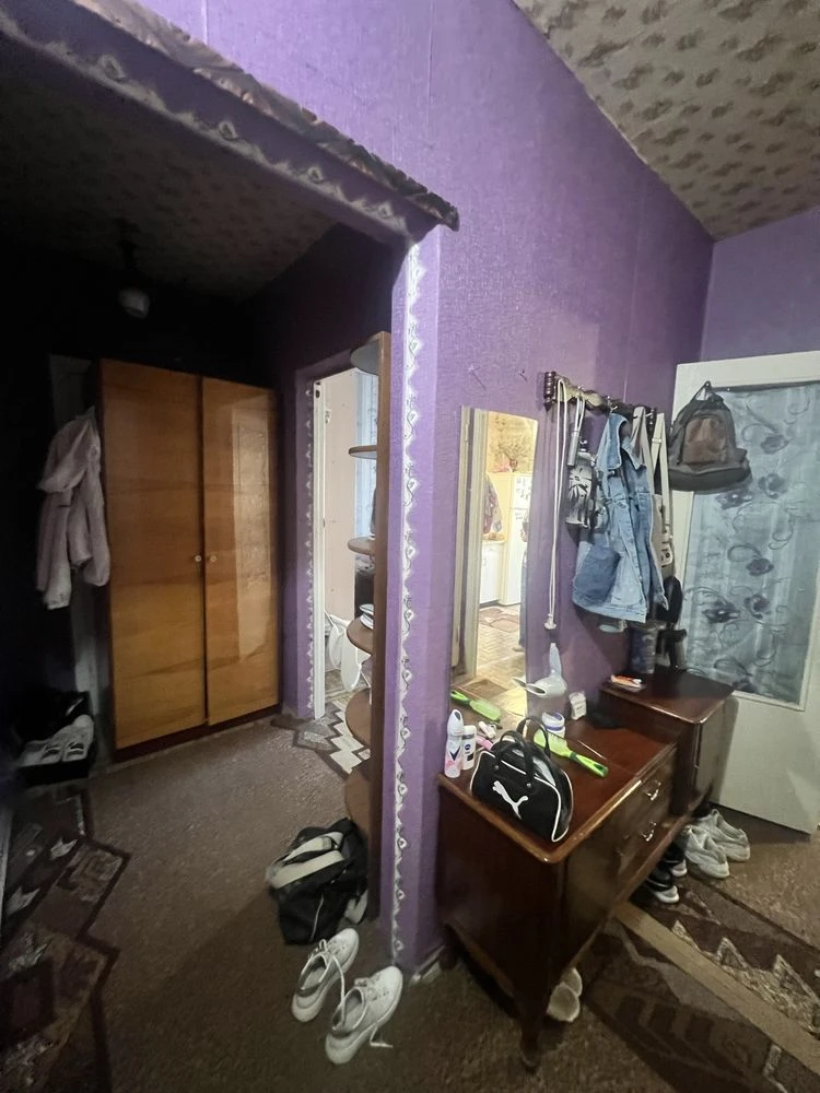 Sale of a 1-room apartment in Masan (Independence Street)