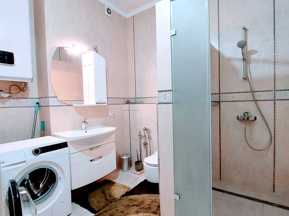 Apartment. Zhylianska Street, Kyiv