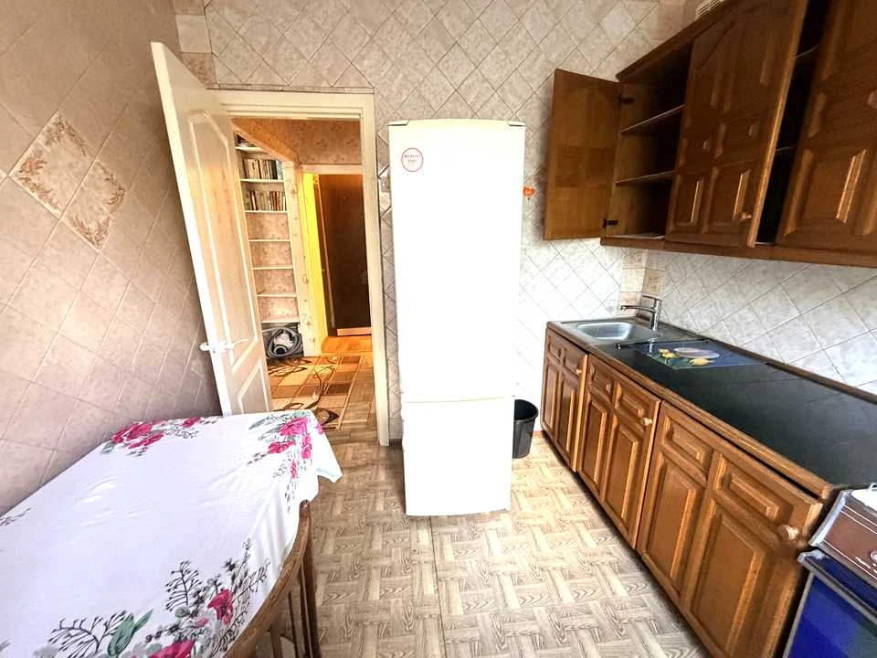 Квартира. Київ, вулиця Юрія Глушка