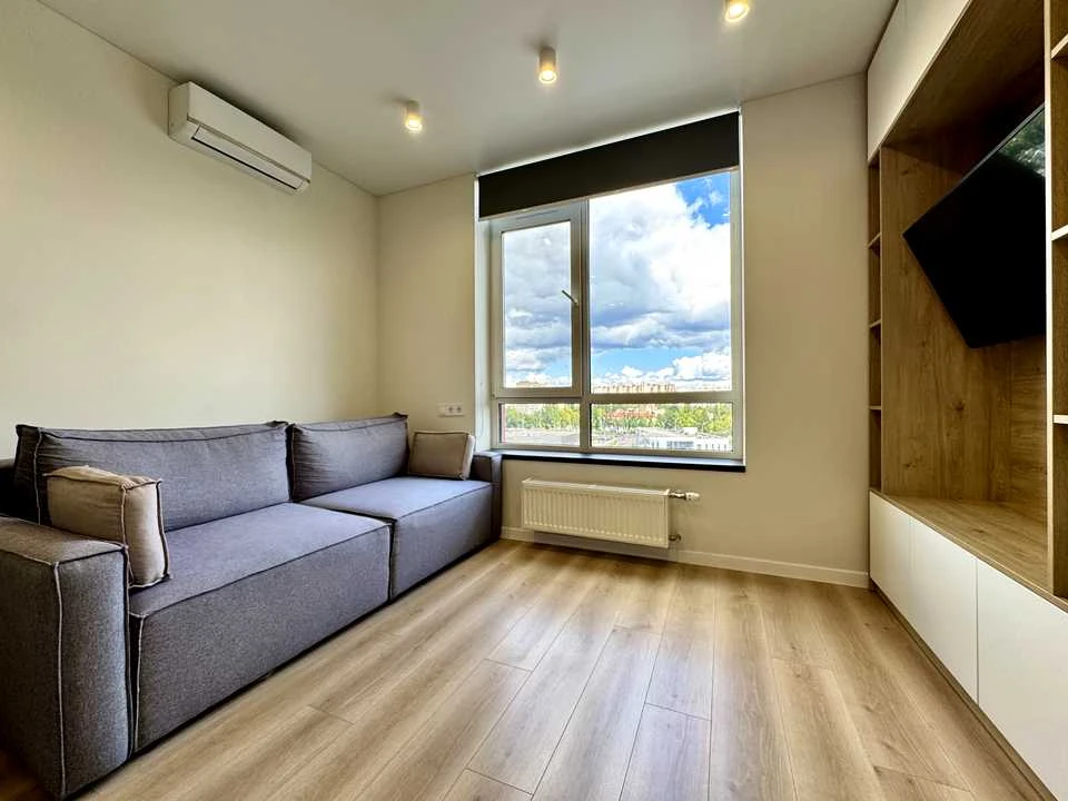 Apartment. Тереmkovska Street, Kyiv