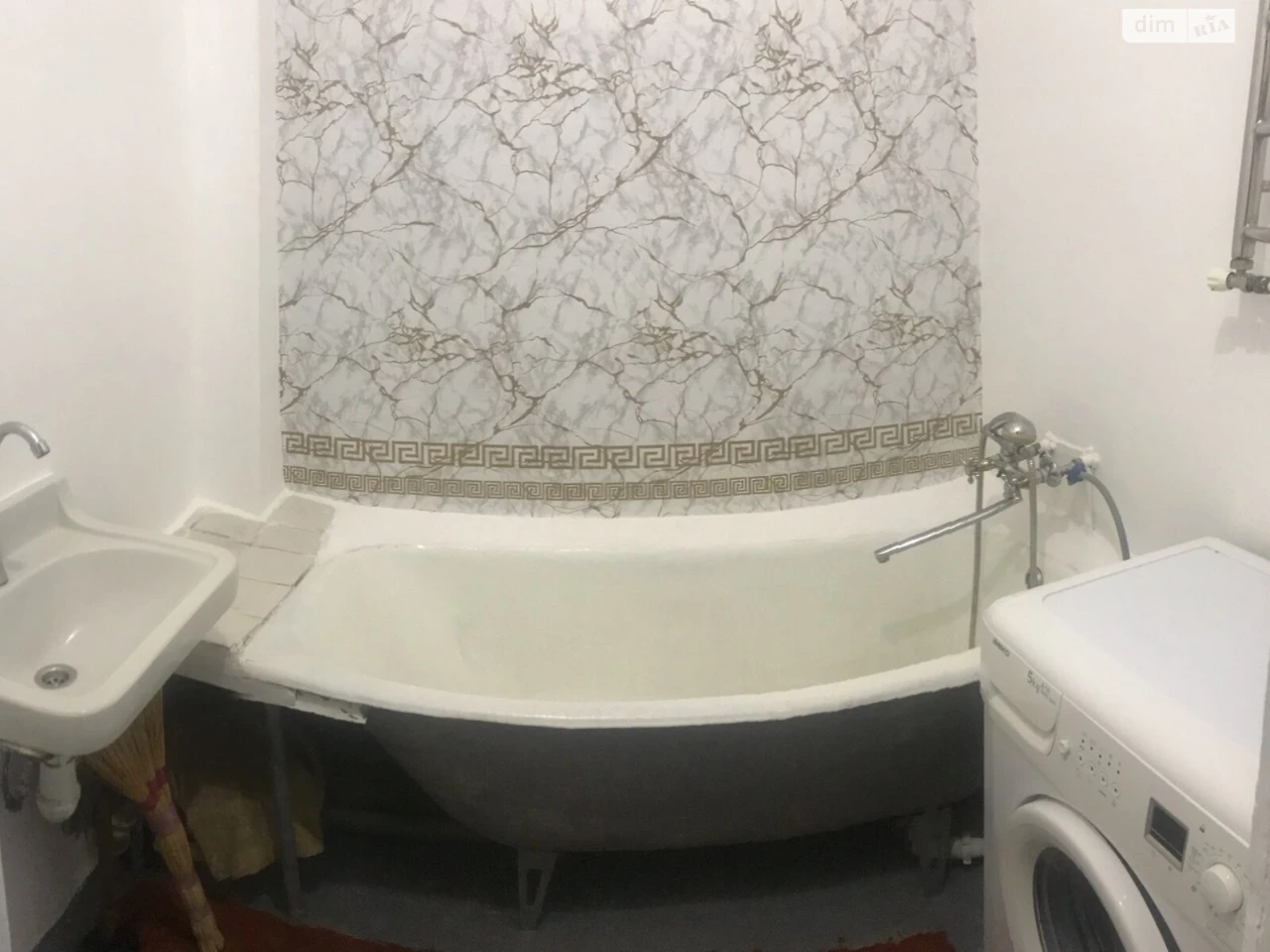 Долгосрочная Аренда Квартира, Будівельник