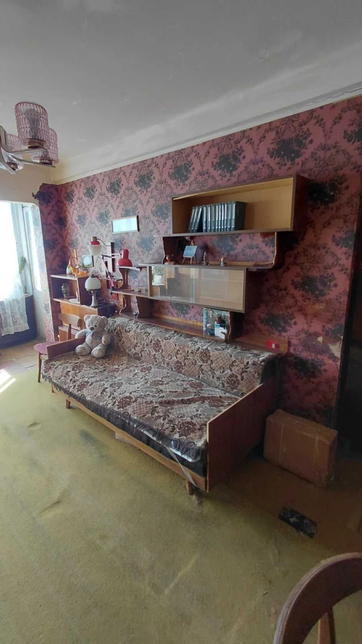 Sale of a 2-bedroom apartment, Darnytska Square, Sobornosti Avenue