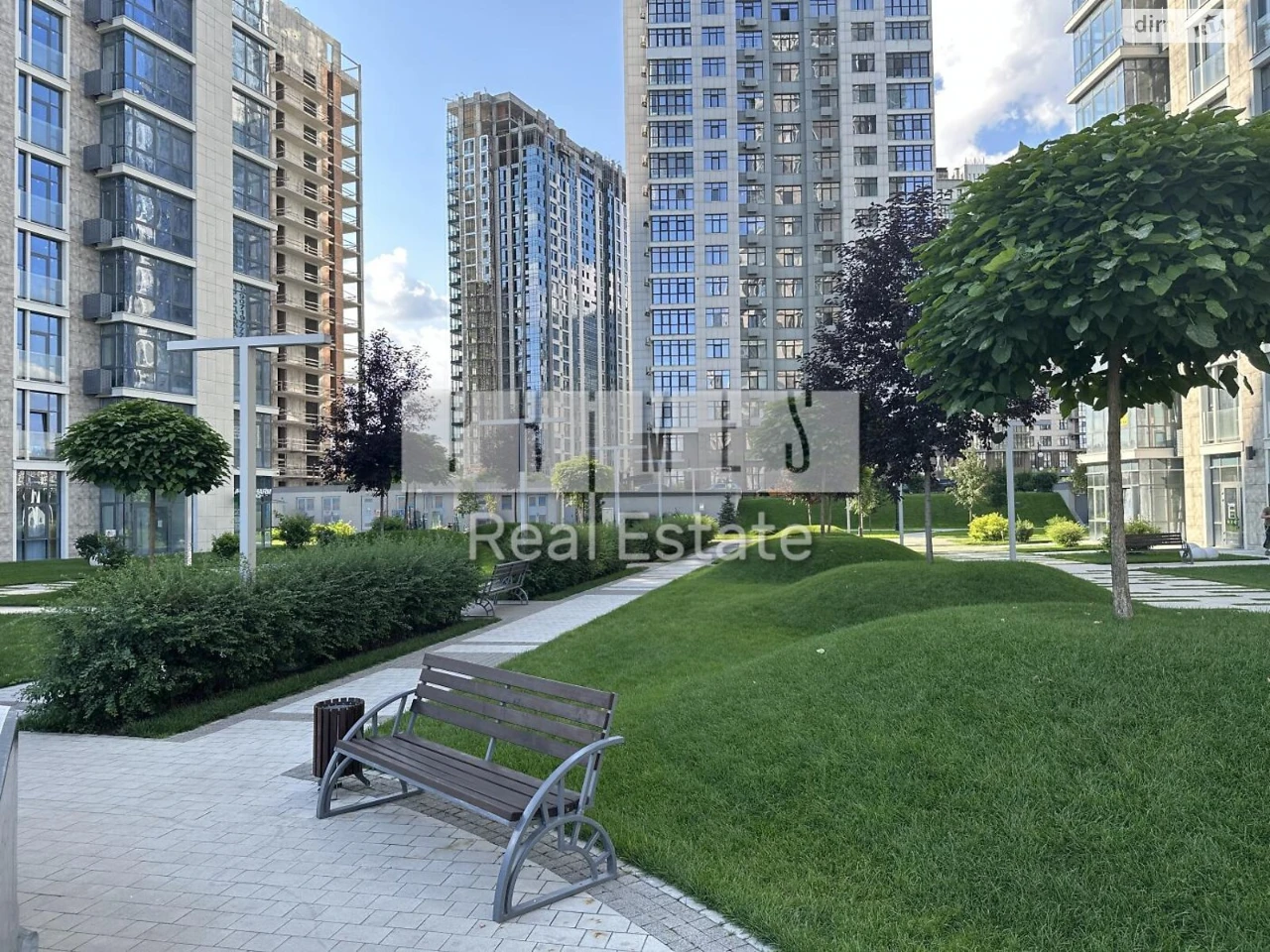 Sale of Apartment in Chorna Hora
