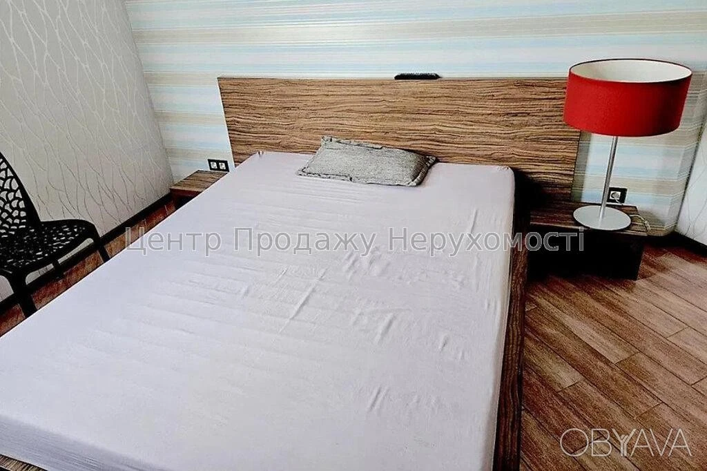 Однокомнатная квартира, 55 квадратных метров.