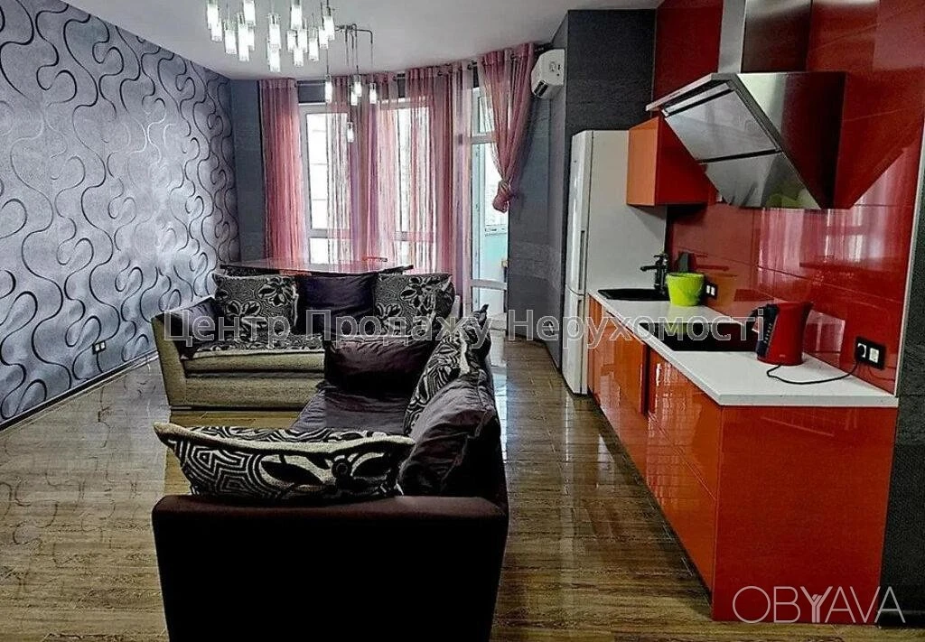 Однокомнатная квартира, 55 квадратных метров.