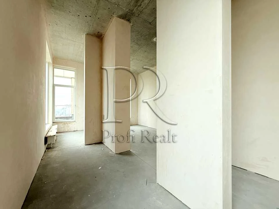 Apartment. Obolon Avenue, Kyiv