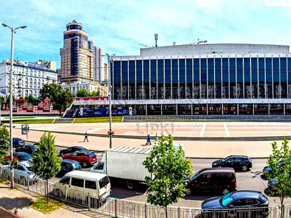 Квартира. Київ, Велика Васильківська вулиця