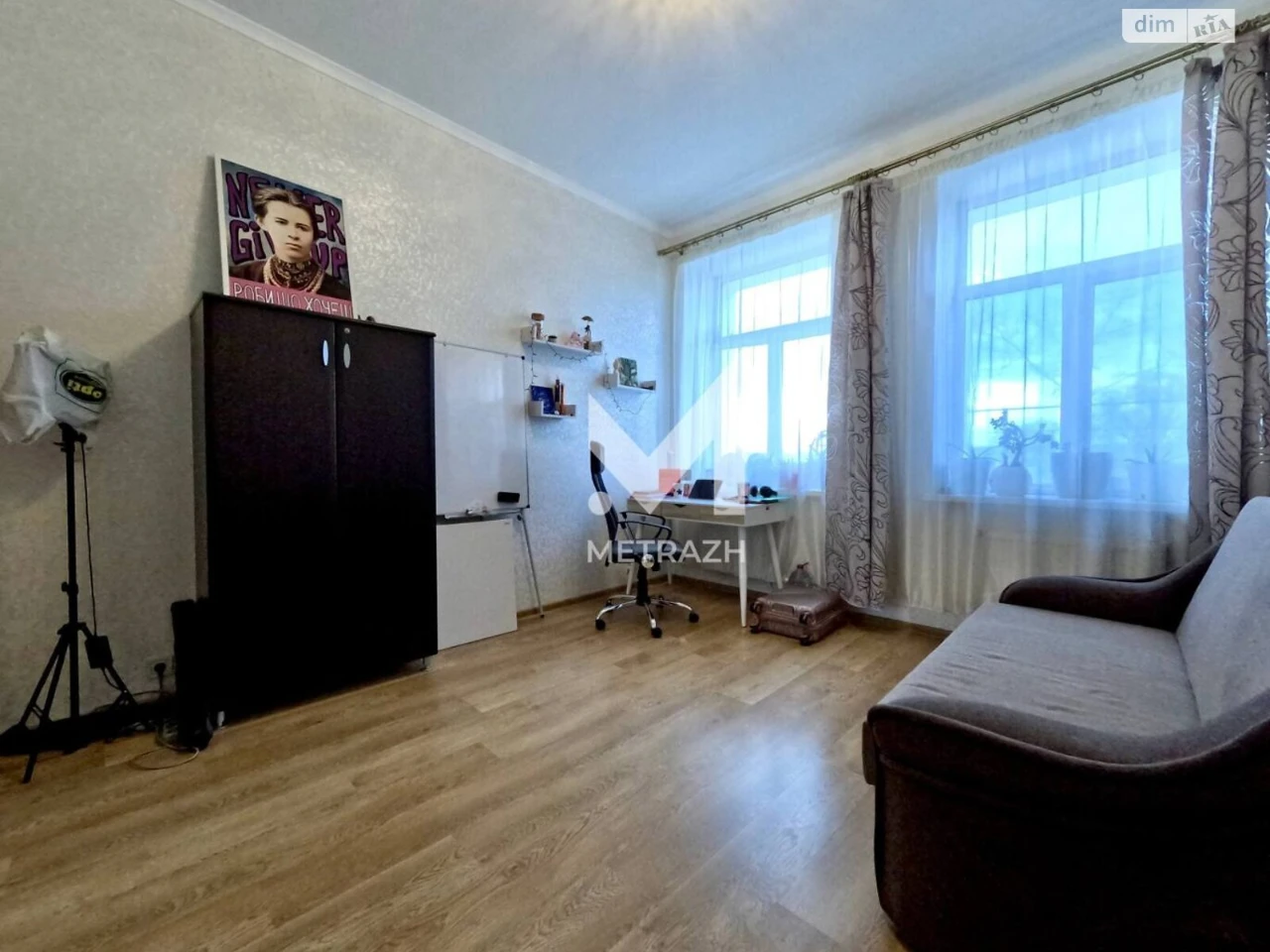 For sale Apartment Pavlivka