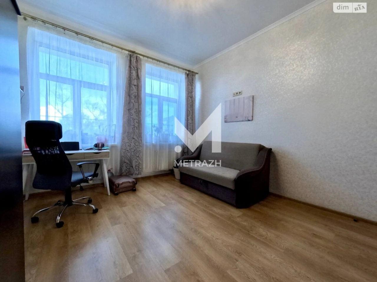 For sale Apartment Pavlivka