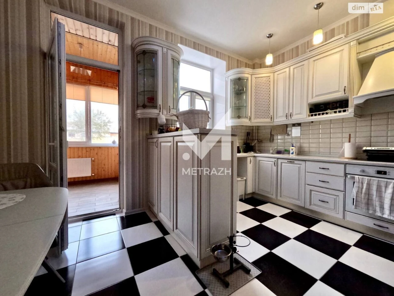 For sale Apartment Pavlivka