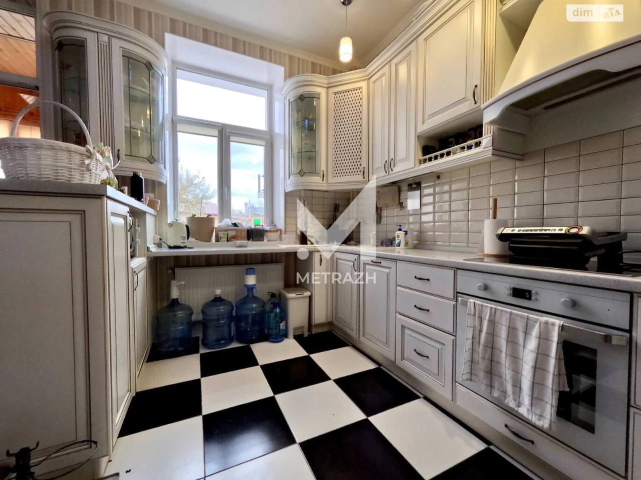 For sale Apartment Pavlivka