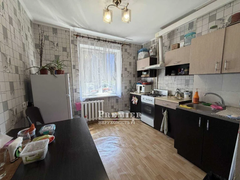 1-комнатная квартира на Тайрова, комфорт, 3-й этаж, готовый