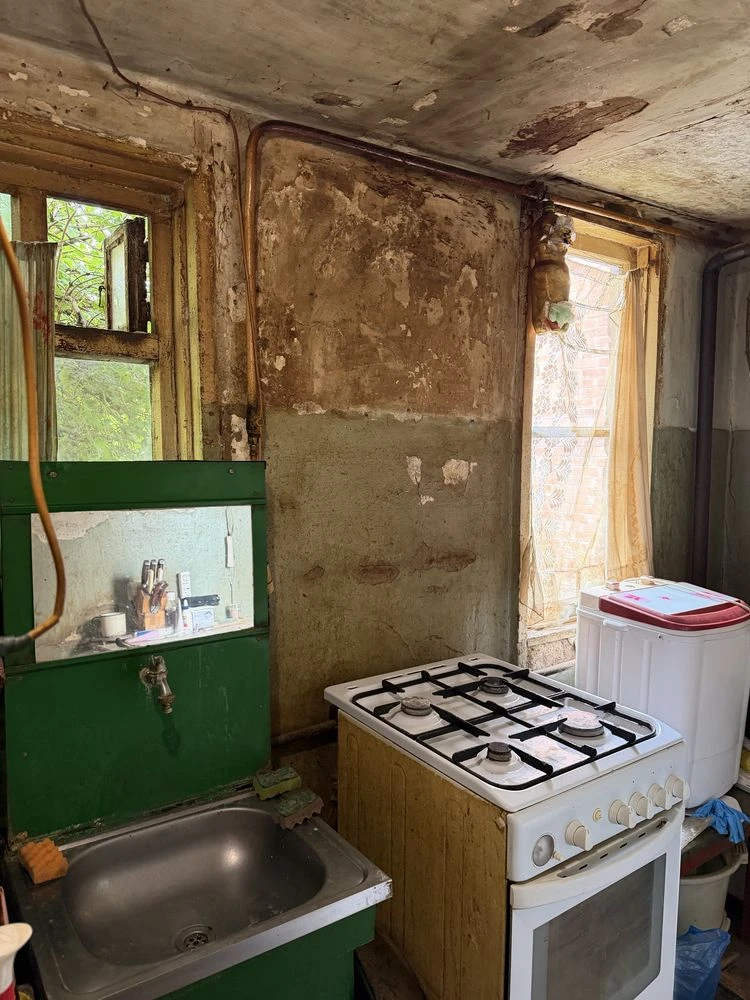 For Sale: House in Salkovo Nemyshlya Turbovtom Halturina Krasnod