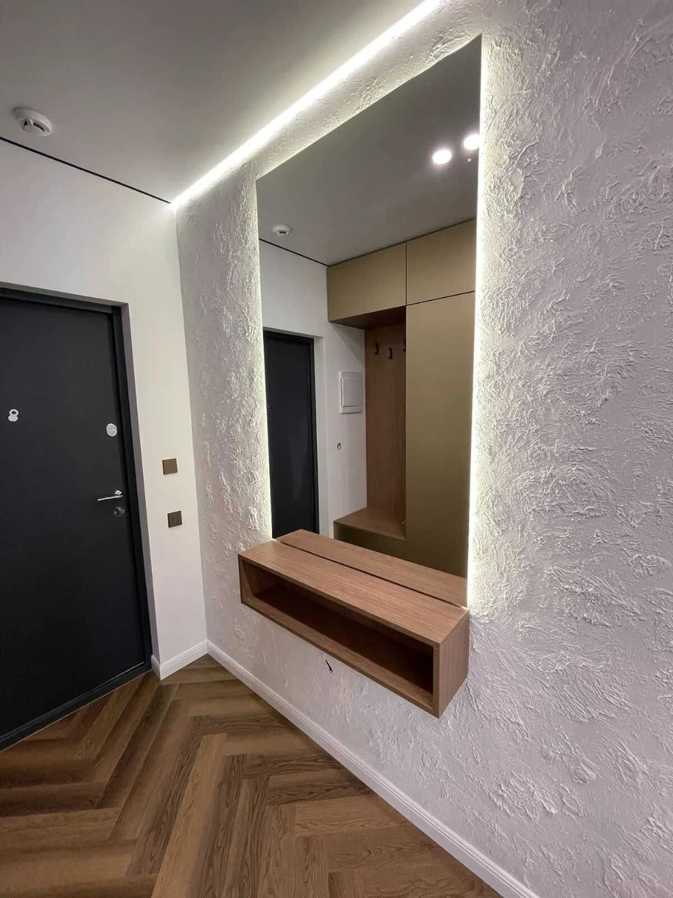 Sale of a modern 1-bedroom apartment